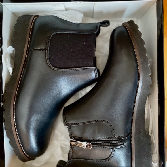 Blondo Rio Waterproof Leather Chelsea Boots Black - Picture 2 of 7